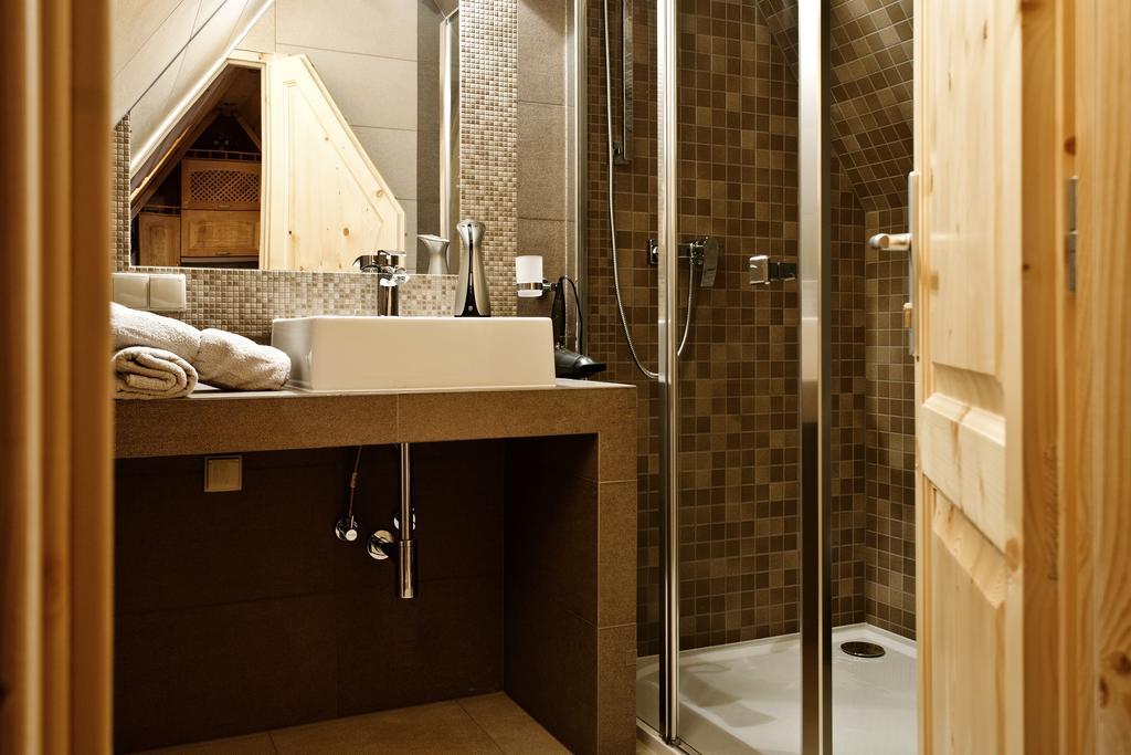 Apartament Widokowy I Wyjatkowy 코스실리스코 객실 사진